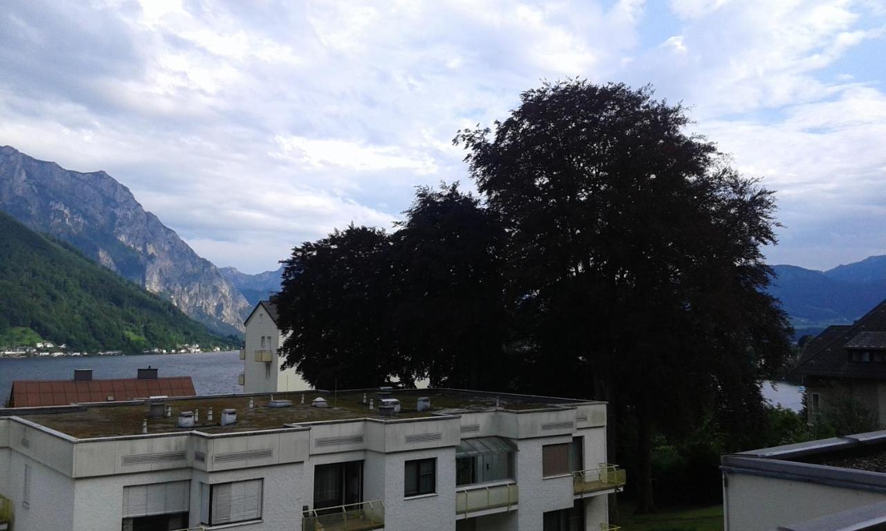 Vintage Garconiere Mit Balkon - 25 M2 Apartment Gmunden Exterior photo