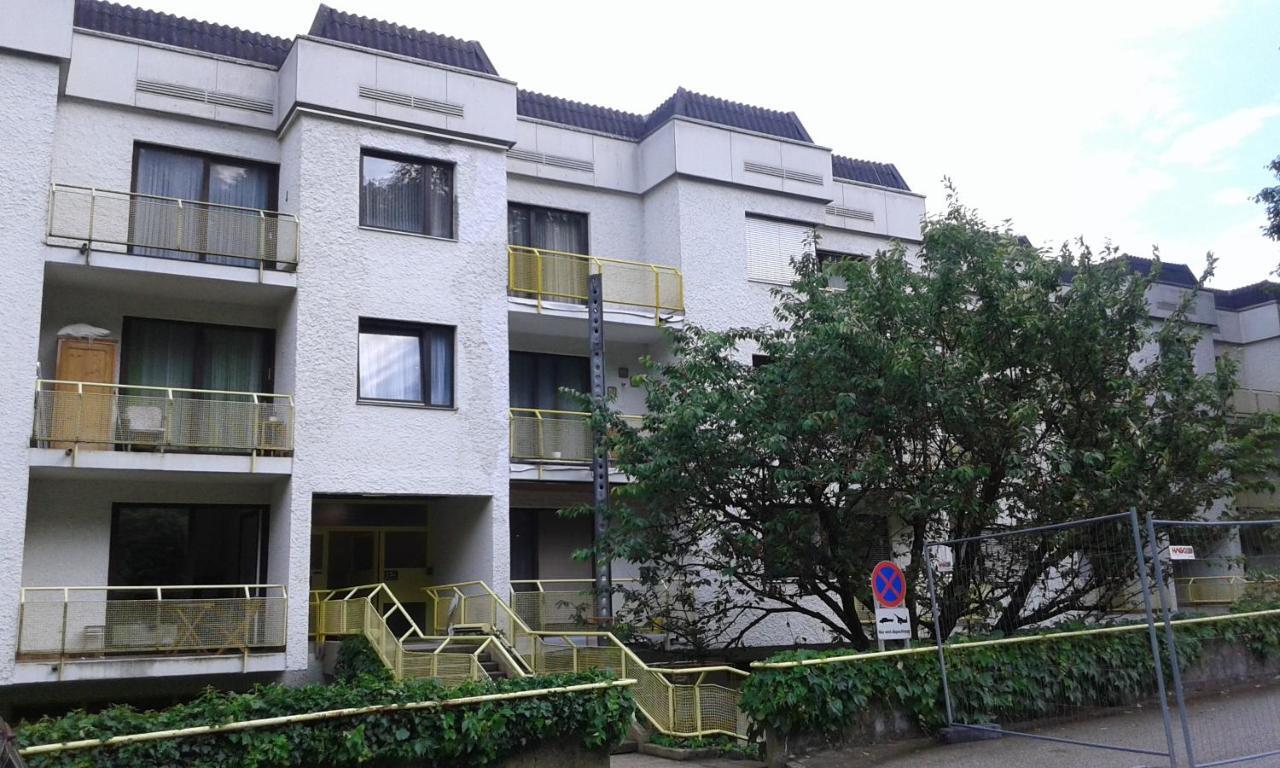 Vintage Garconiere Mit Balkon - 25 M2 Apartment Gmunden Exterior photo